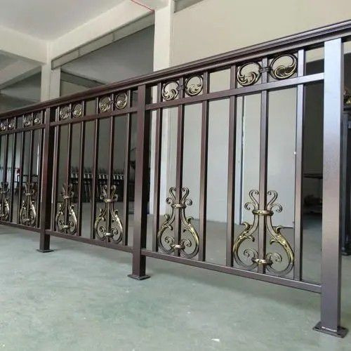 鋁合金護(hù)欄